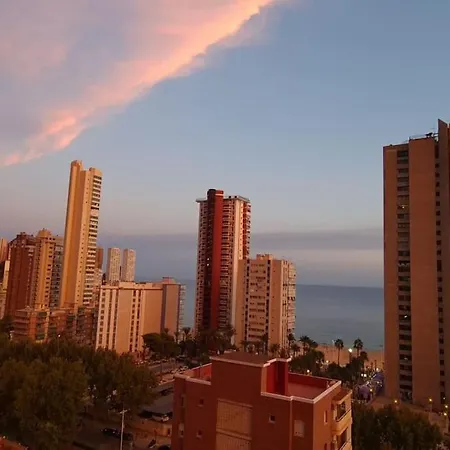 Gerona Apartment On The Strip With Pool & Parking Benidorm Buitenkant foto